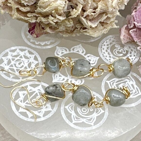 Labradorite chunky and long gold statement earrings - Picture 1 of 2